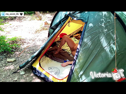 ❤️ Difilmkan di kamera Pria brengsek yang bersemangat dari Orang Asing di dalam tenda ❤❌ Porno di id.sex78.ru